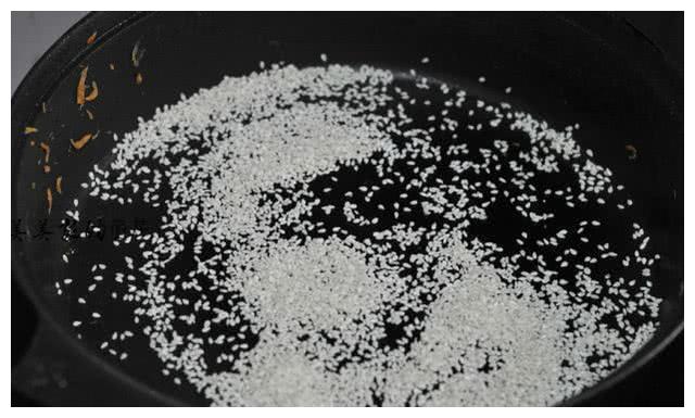 自从学会此炒饭,连吃3天还不够,孩子大人都喜欢,一袋米见底了