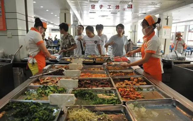 花了150元,女大学生被妈妈呵斥不懂事!网友:看头像,钱都留给儿子休闲区蓝鸢梦想 - Www.slyday.coM