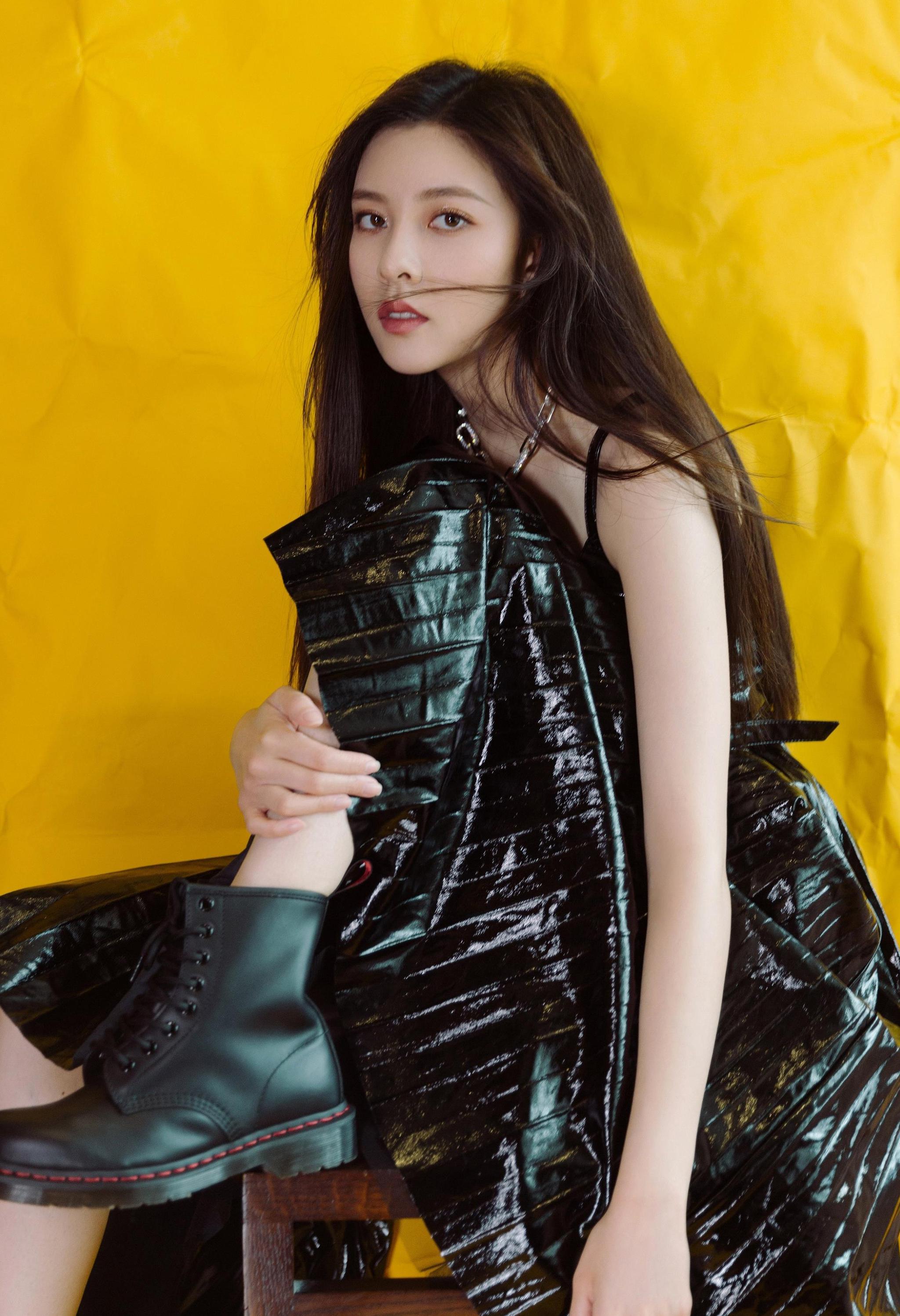 女神宋妍霏:第5557期气质潮流美图欣赏