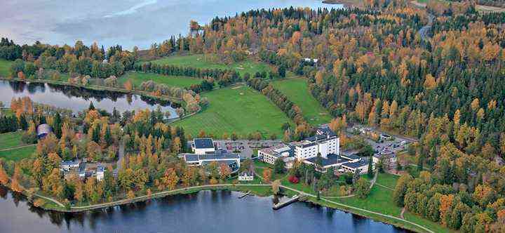 西贝柳斯公园景色迷人曾是芬兰的精神象征