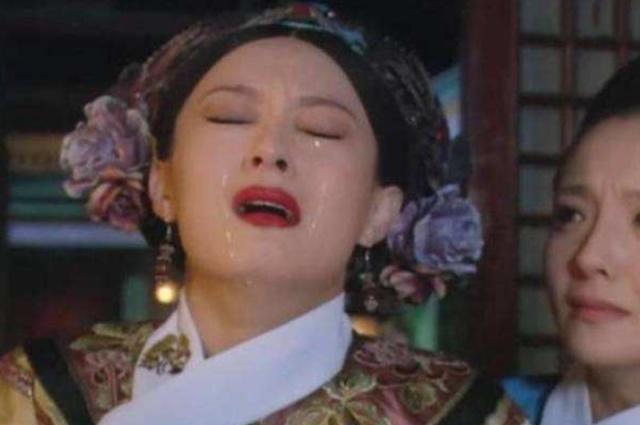 甄嬛传:难怪果郡王不待见浣碧,你看她在沈眉庄葬礼上,干了啥?