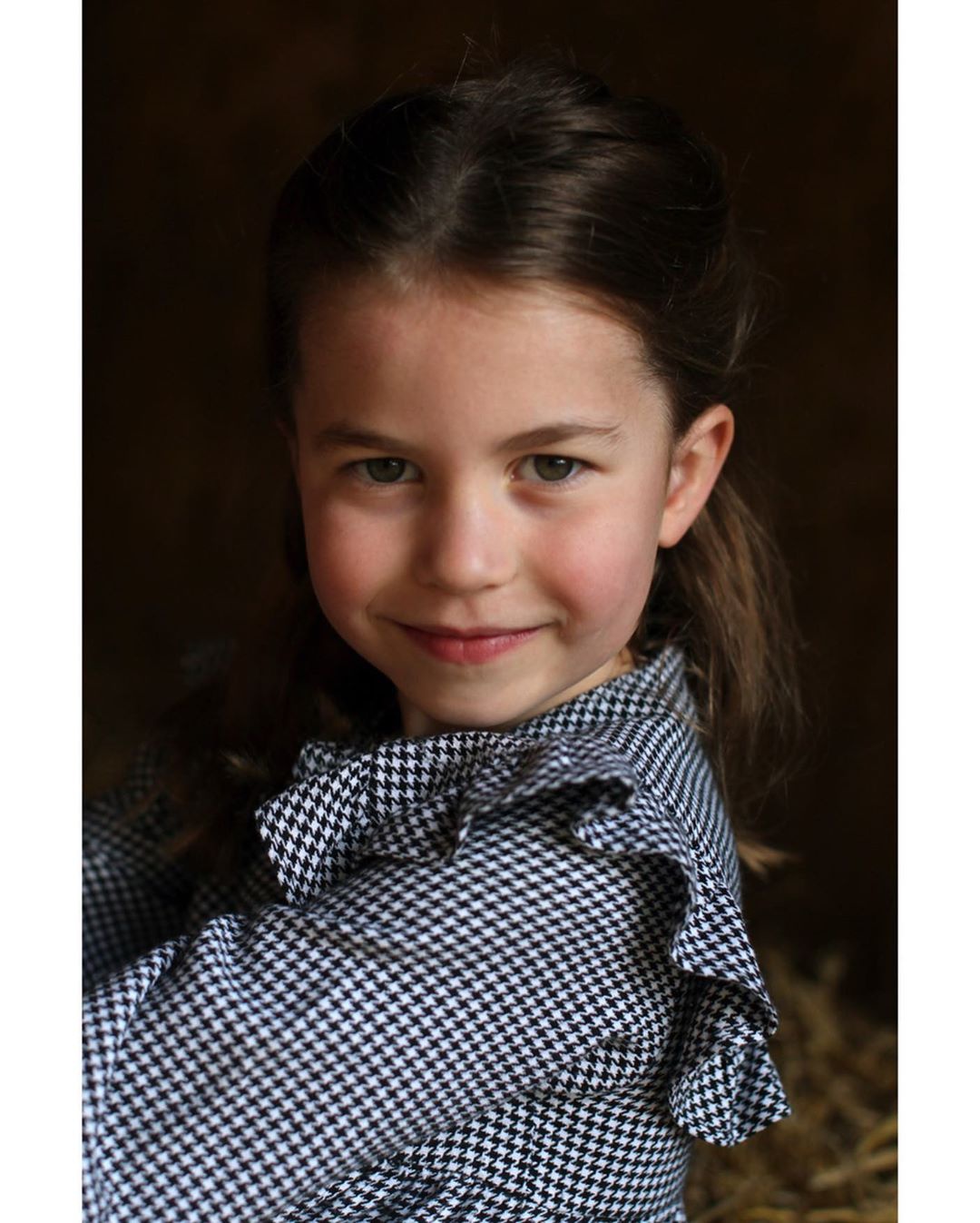 英国夏洛特公主5岁了! 凯特王妃拍摄的写真公开