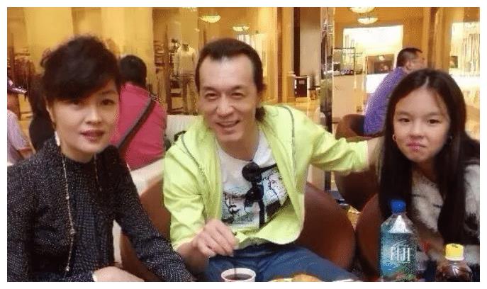 李咏离世4年,再看哈文的状况,才明白嫁给李咏是最好的选择休闲区蓝鸢梦想 - Www.slyday.coM 李咏离世4年,再看哈文的状况,才明白嫁给李咏是最好的选择休闲区蓝鸢梦想 - Www.slyday.coM