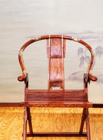 同样是花梨木 两者的价格为何是天上地下 花梨木 花梨 大果紫檀 新浪新闻