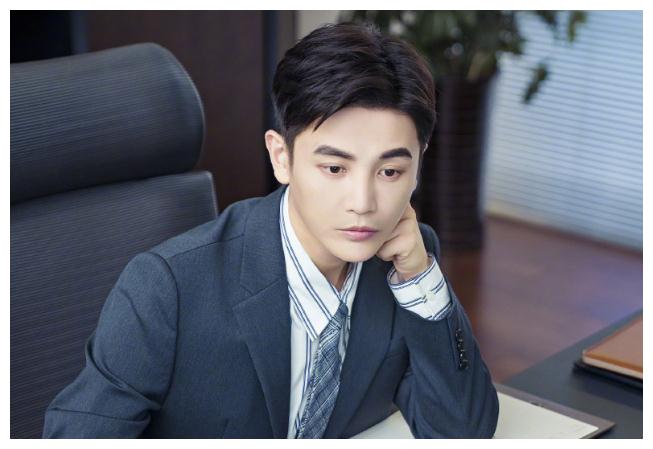 出道多年主演多部影视剧,长得帅却没有人注意,如今靠男二号走红|孙坚
