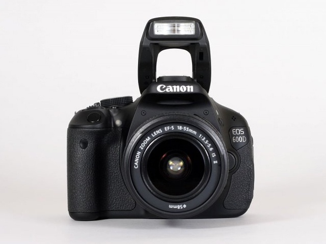 佳能单反相机600d怎么样
