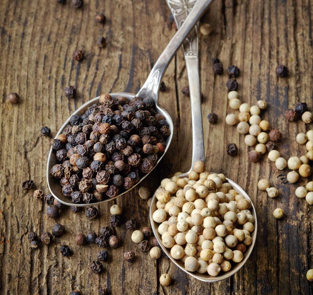 黑白胡椒一字之差,用途完全不一样,弄懂之后厨艺少说提高一大截_高清