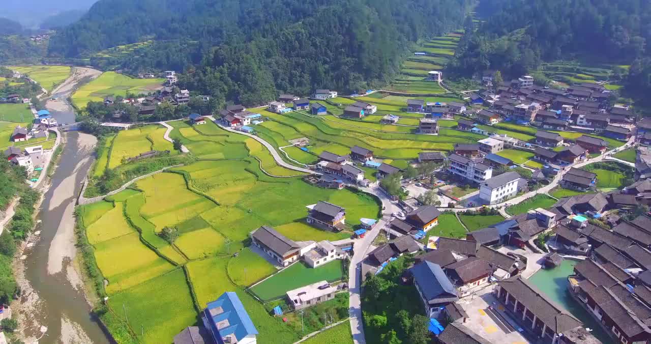 贵州农村环境优美真正的田园风光这比城市舒服很多倍