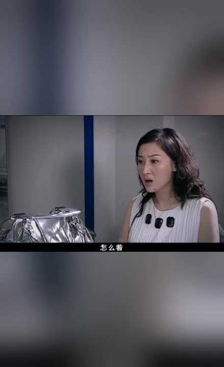 派出所的故事范亮处理案情群众一直大喊大叫