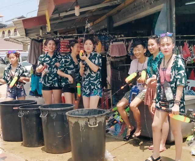 中南半岛人口分布_“中南半岛”的地形特征:地势北高南低,山河相间呈南北纵