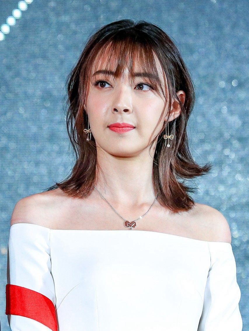 女神米雪优雅端庄,前几年的照片,还是那么美丽动人!_高清图集_新浪网