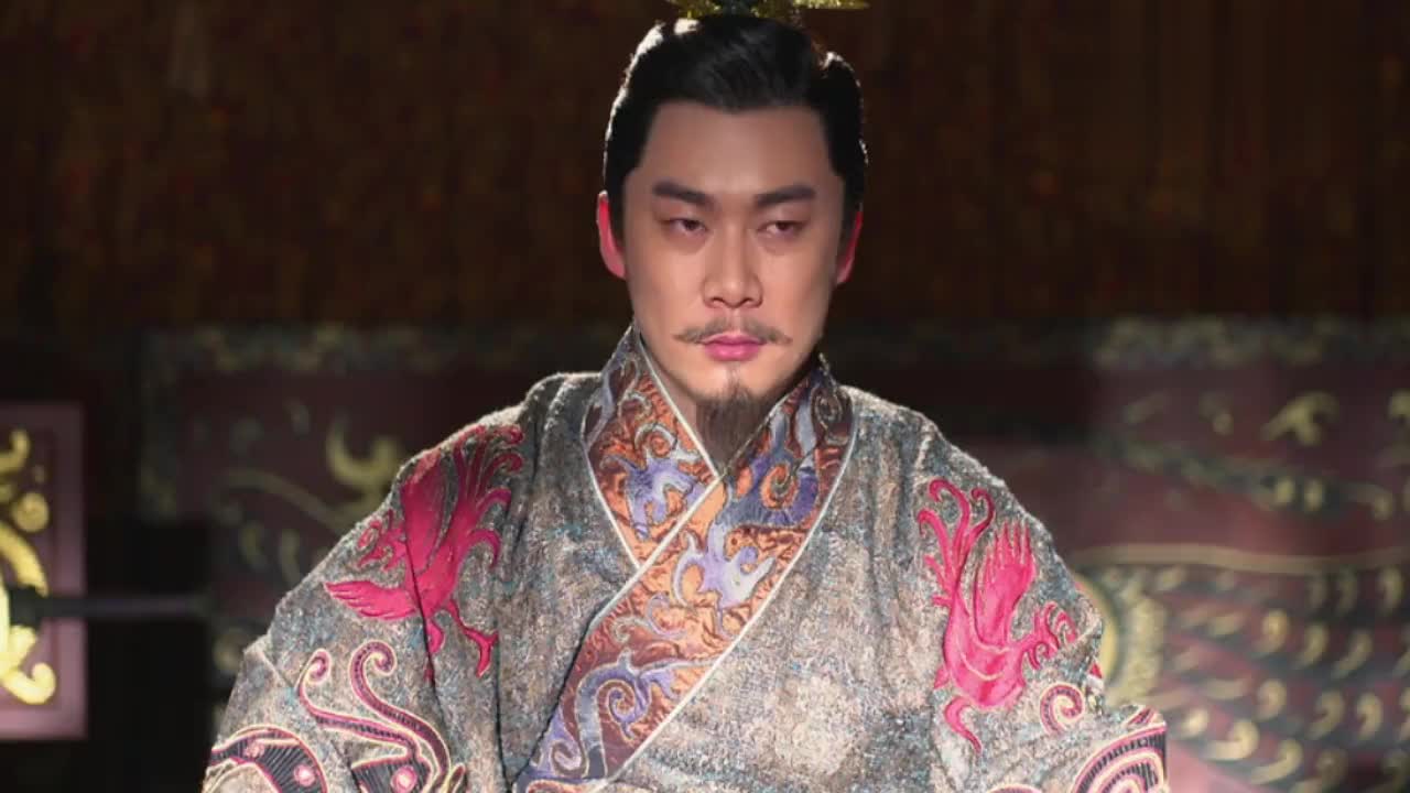 芈月传:秦国铁骑勇猛异常,直接大败楚国大军,楚王瞬间懵了