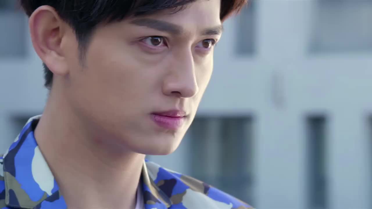 火狼女以为和白鲨是兄妹,竟忍痛对白鲨说出这种话,白鲨瞬间泪目