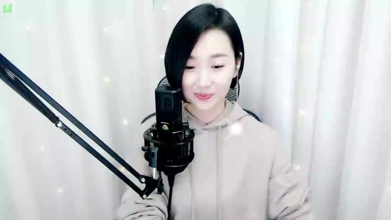 梁红演唱歌曲《听心》,让你能够听到我的心,什么时候也能把我想起