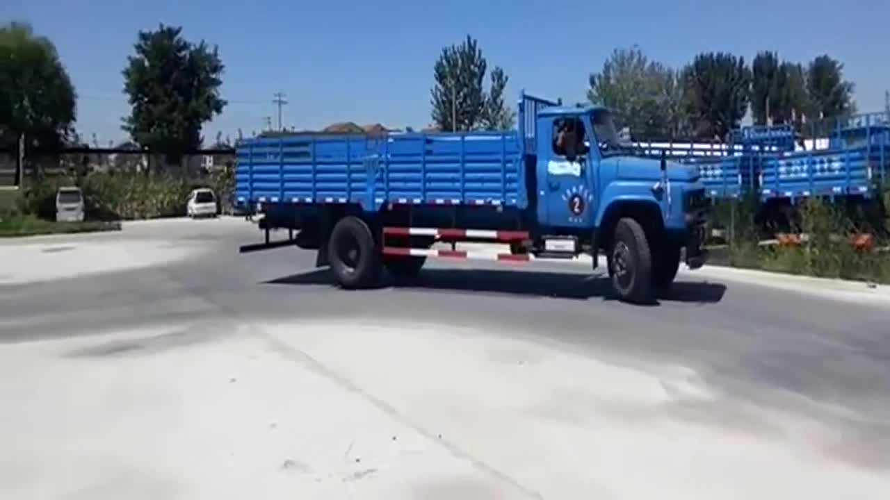 b2大型货车倒库教学视频