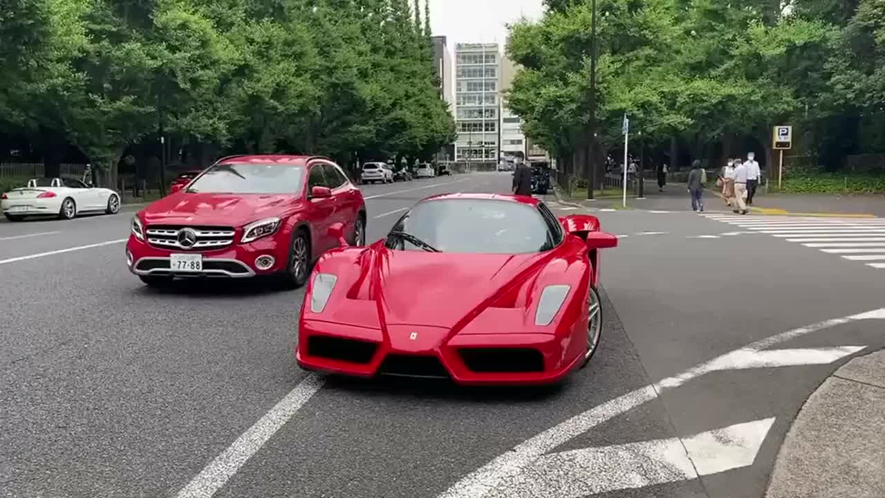 法拉利恩佐低调上街,这才是法拉利的经典,如今价值不菲!