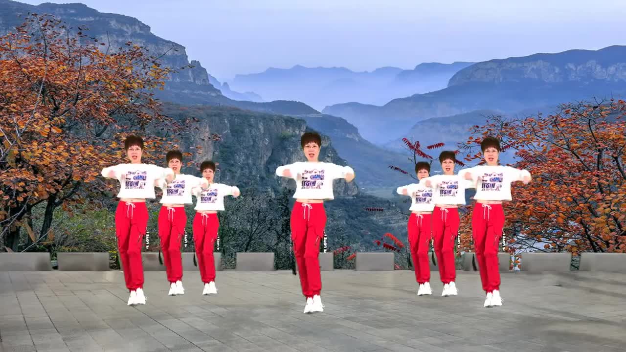 32步步子舞《山河美》当代红歌,必成经典,长留心间!