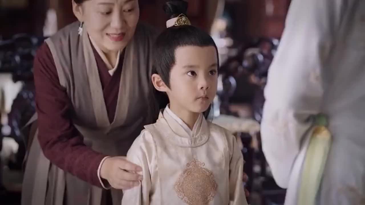 锦心似玉:谆哥就是怕侯爷,侯爷今天也没摸到谆哥的头!