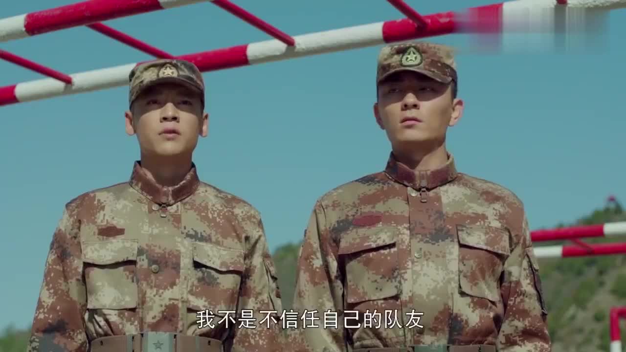 热血尖兵:战士们集体蒙眼折返跑,破纪录的同时班长却走了