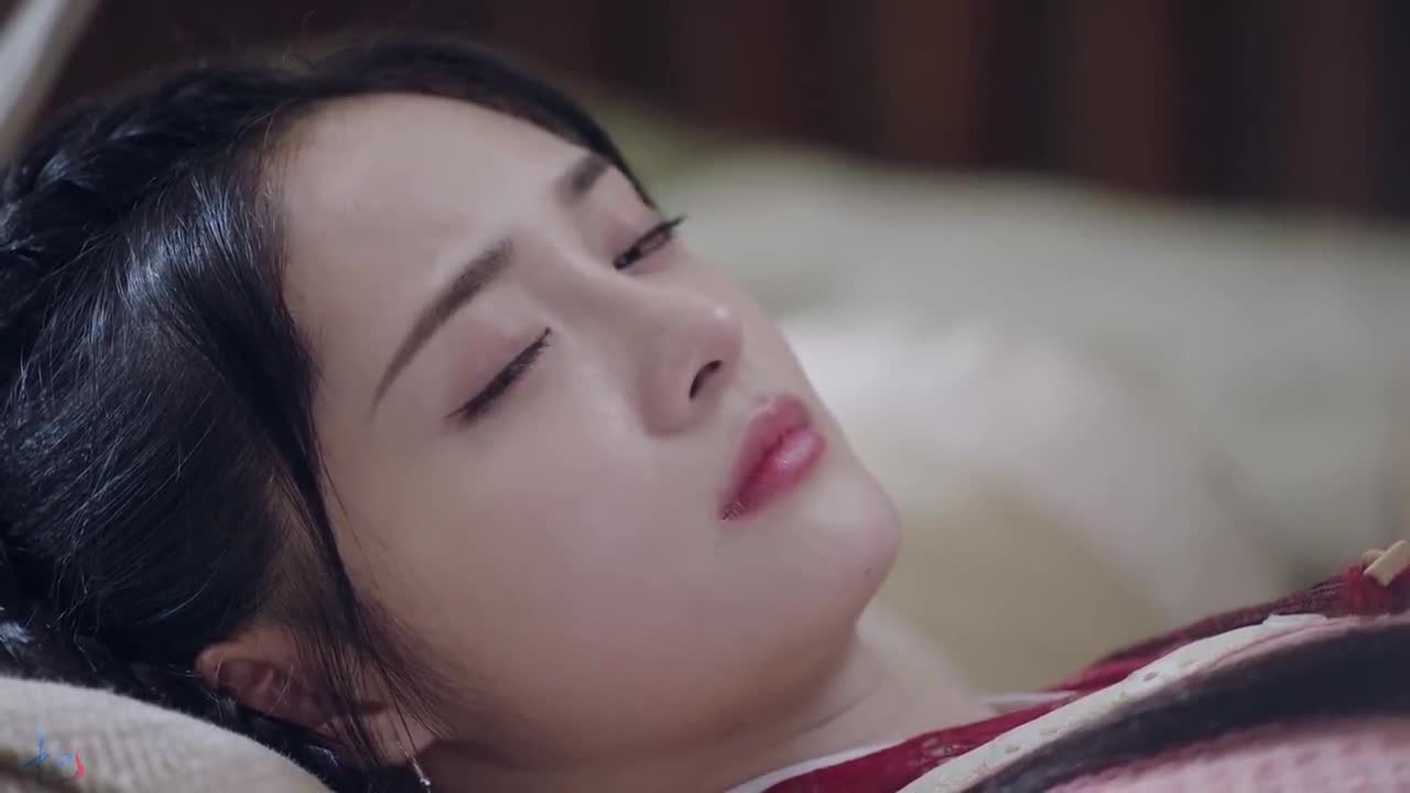 有翡:李妍对杨黑炭无语了,一言不合就拔刀,我可是个姑娘啊!