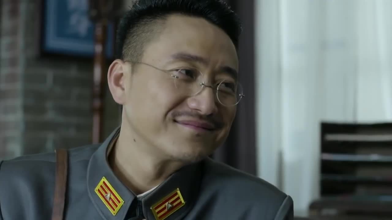 锻刀:萧以恒顶撞上级,跟师座作对,非要杀了师座欣赏的江小刀!