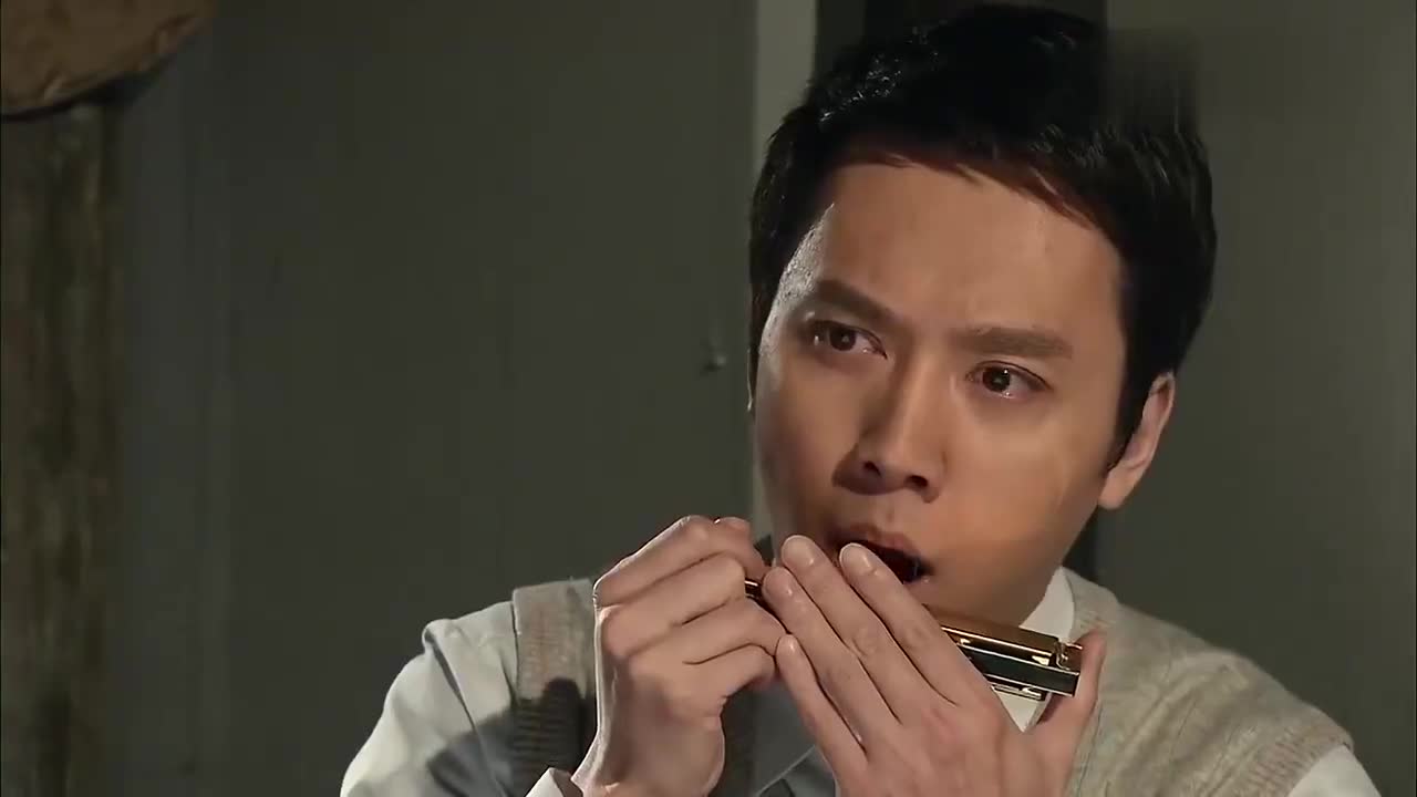 天涯赤子心淑华生产之日富少爷被绑回去母亲以死相逼他另娶