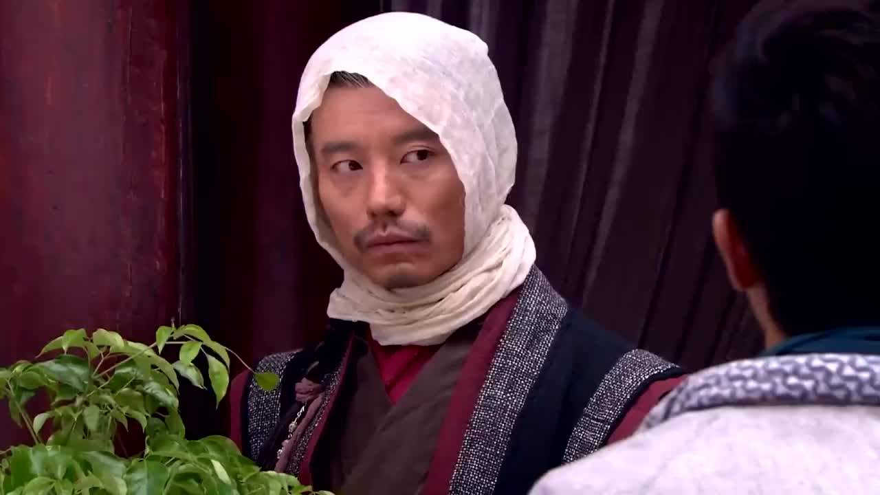 龙门镖局恭叔想临走前跟荣荣告别结果反倒被荣荣劝住