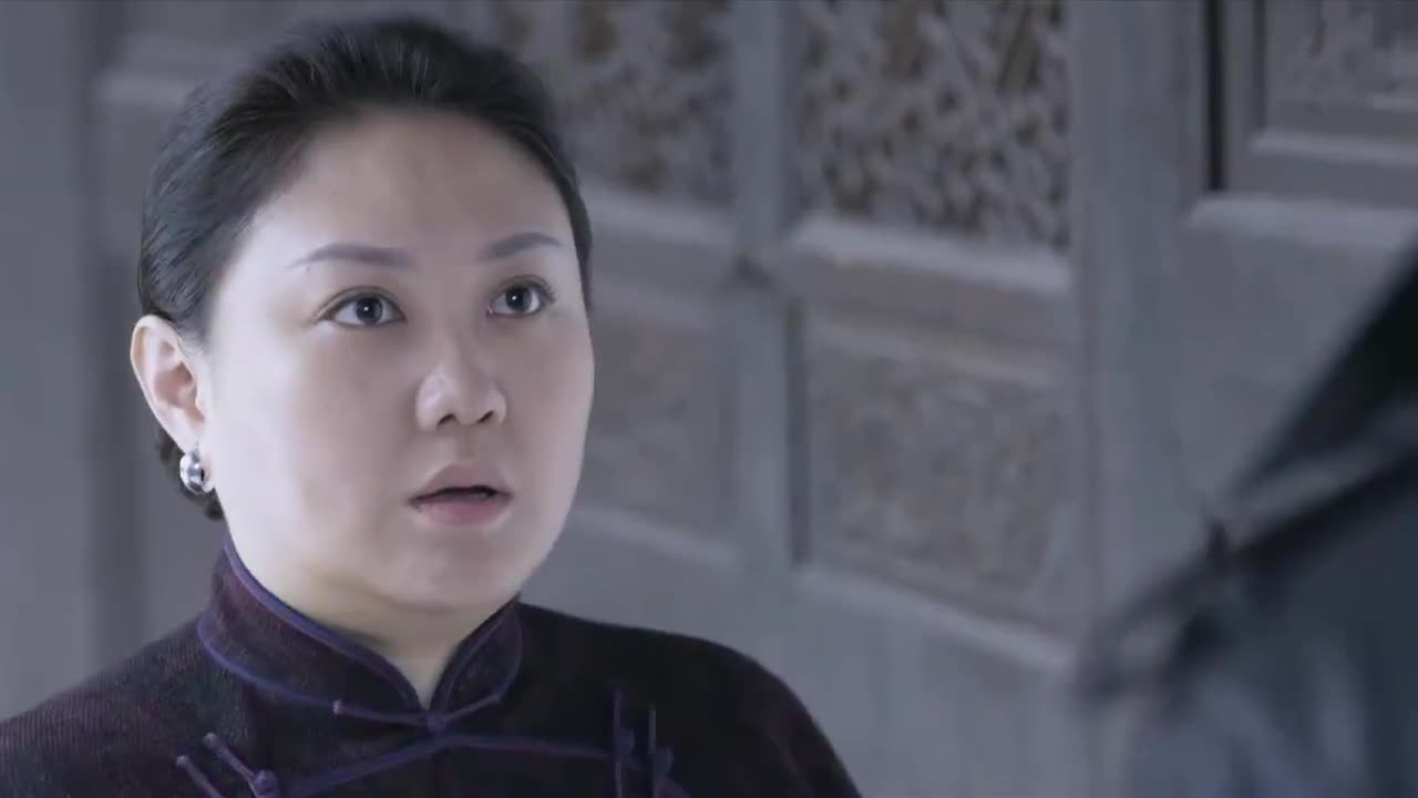 刀光枪影郑婶让非常先吃个饭她在做饭想事情还切到手指