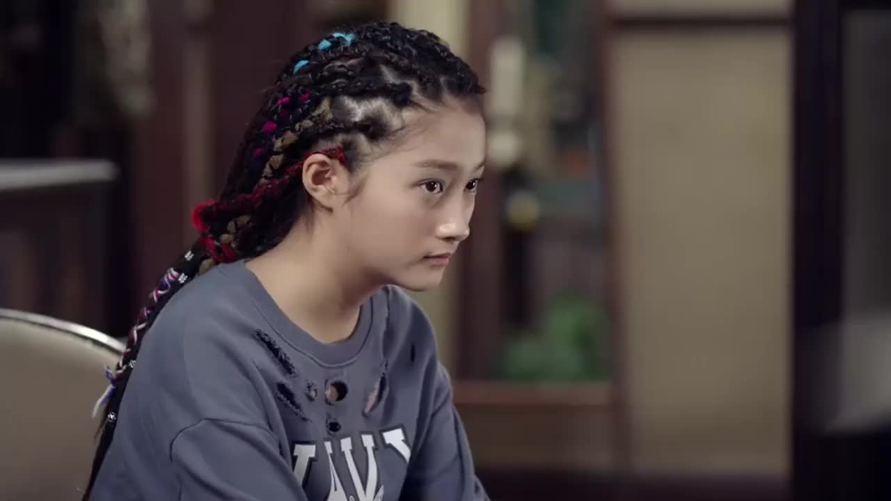 好先生彭佳禾安慰奶奶还好自己长得美不料奶奶又犯痴呆