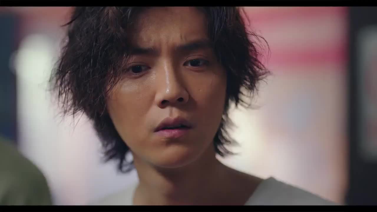 穿越火线肖枫想起路小北的话再次去提醒路小南不能看比赛