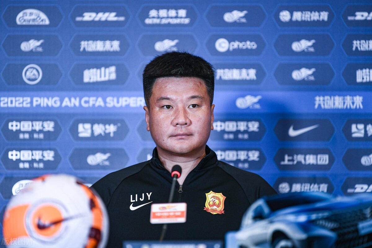 李金羽许东缝了12针需半个月拆线我的球员情绪控制比我还好