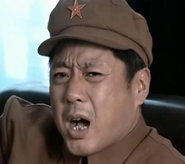 《亮剑》丁伟能力那么强,为何最终授予少将,只因为干过这一件事