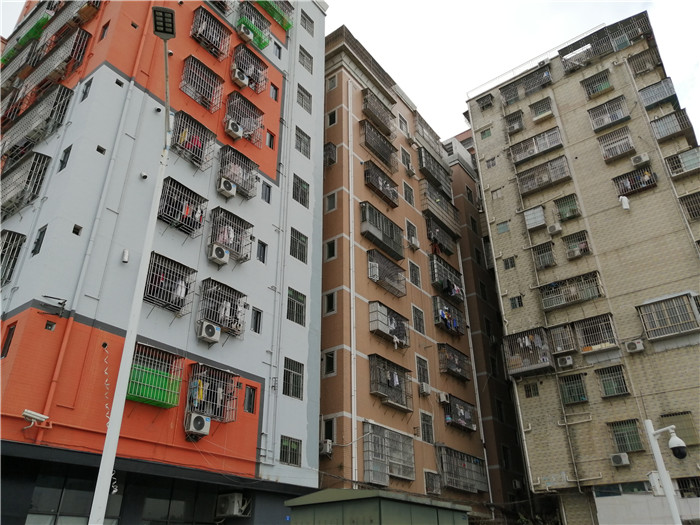 深圳城中村农民房翻新外墙变公寓房东年轻人喜欢