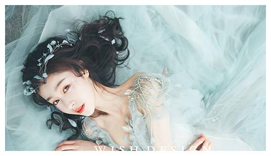 仙女的头为壁宿二,是飞马座四边形的其中一只角仙女座中有一个主星系