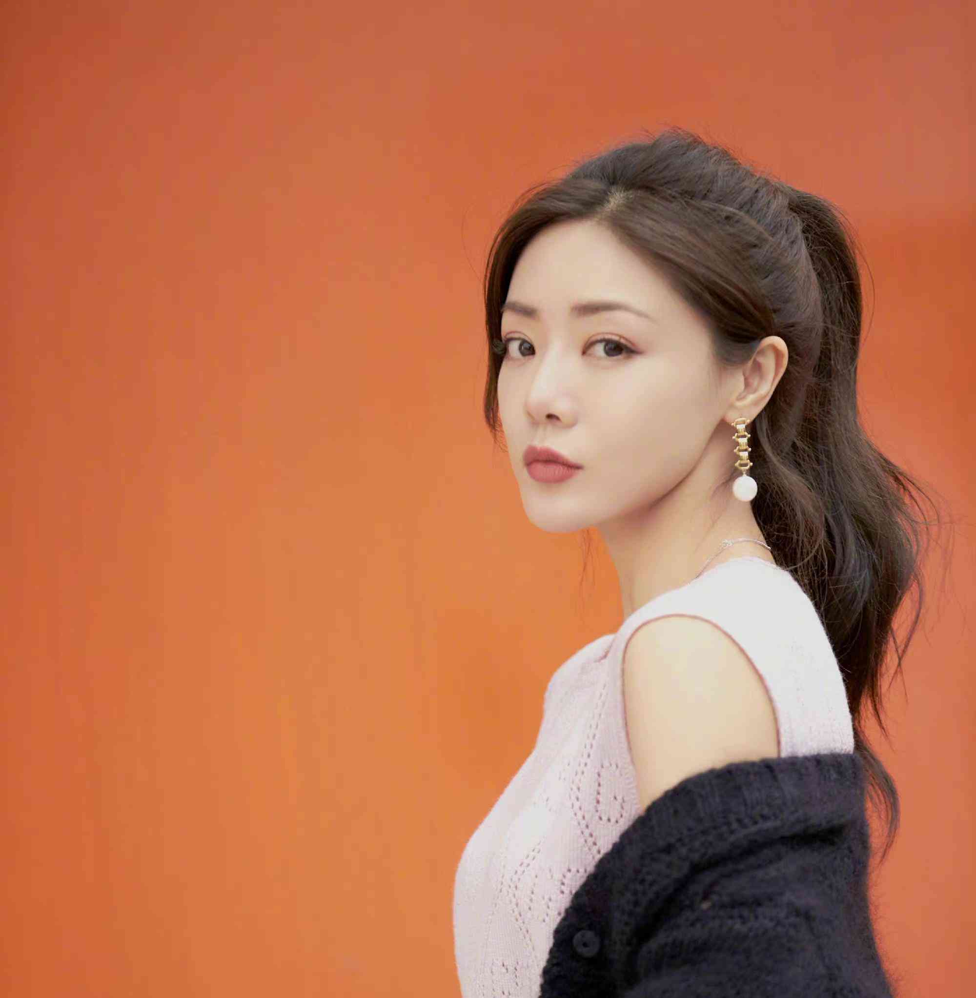 还能认出《爱情公寓》中的唐悠悠?