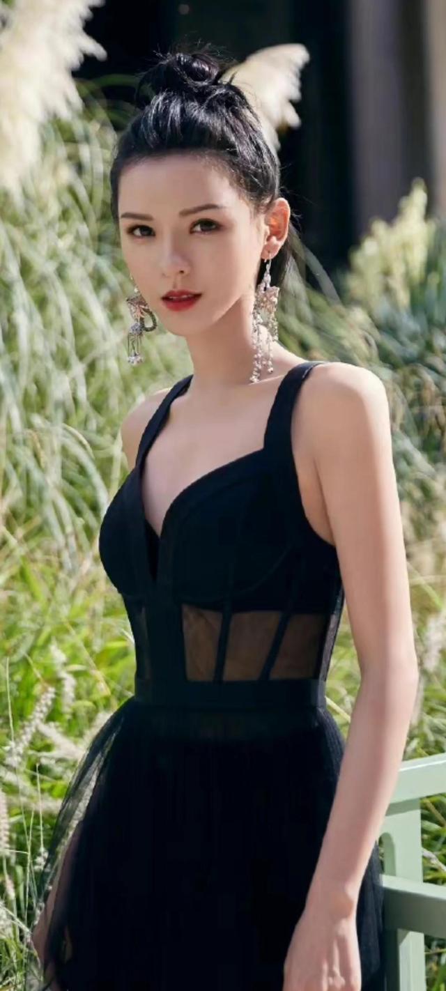 张予曦国风古韵美丽动人