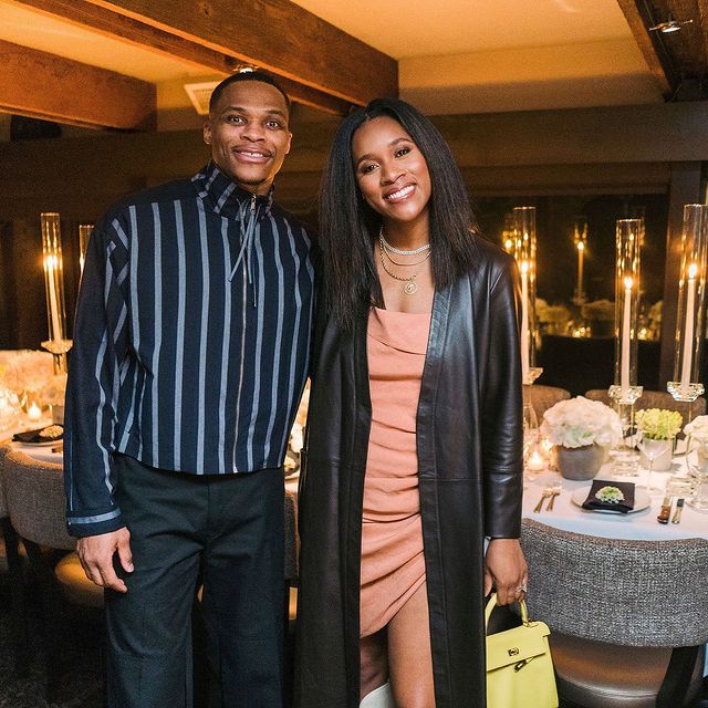 威少妻子爆料因湖人战绩不佳,她和家人收到死亡威胁和许多谩骂休闲区蓝鸢梦想 - Www.slyday.coM