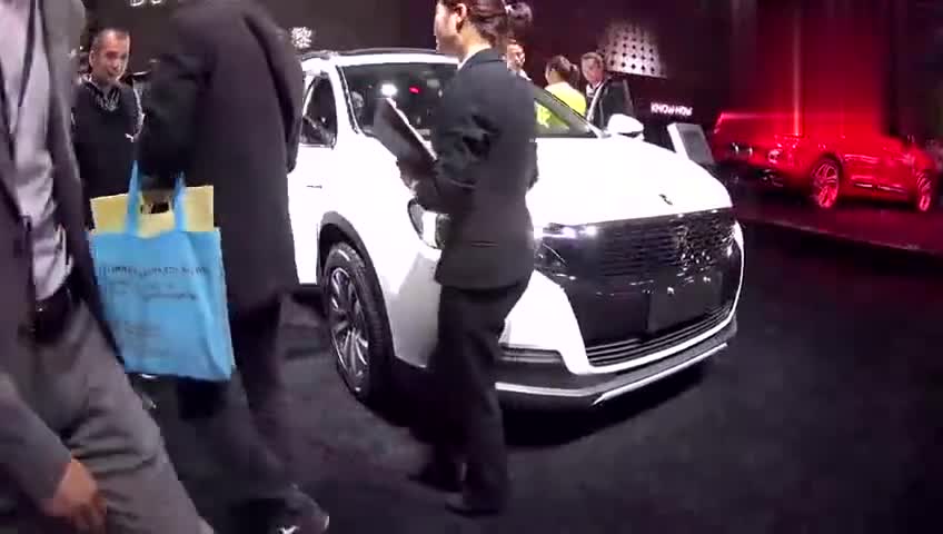 视频：雪铁龙推紧凑SUV或称屌丝版DS6？