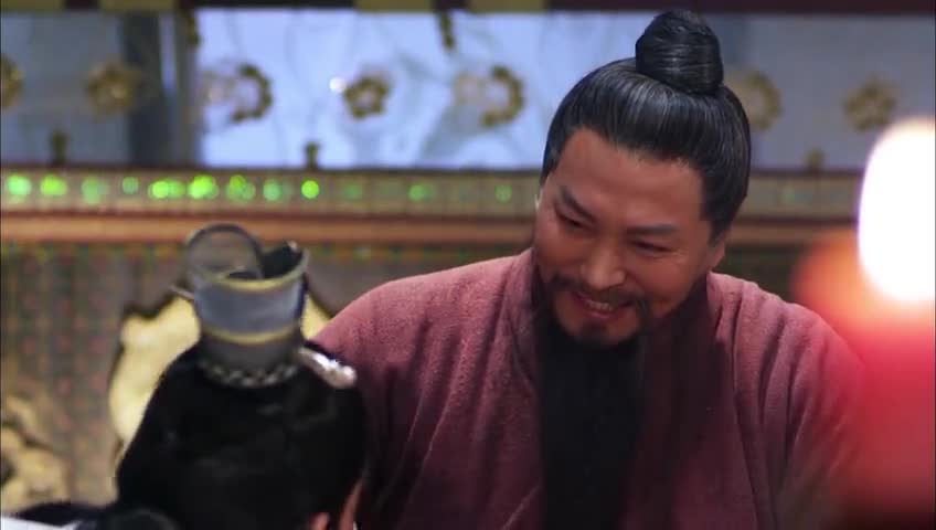 隋唐演义:罗成为义父丁延平洗脚,实则是为了阵图!
