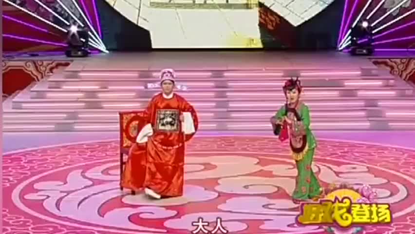 郭旺周晶演唱二人转《梁赛金擀面》精彩绝伦绘声绘色,果断收藏了