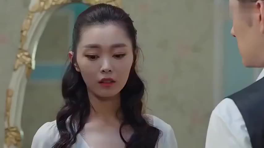 小楼又东风,吕晗芝故意气高晨,两人甜蜜一吻,气氛突然变了