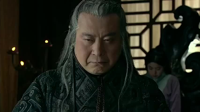 楚汉传奇始皇叫李斯来对他说老规矩肥的李斯吃瘦的归他吃