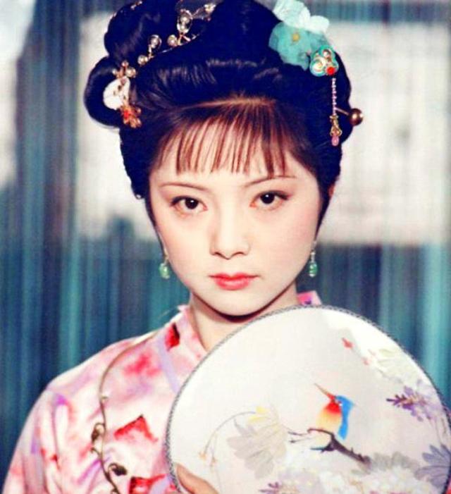 红楼梦里薛宝钗唯一一次发怒为何被认作是心机婊的表现