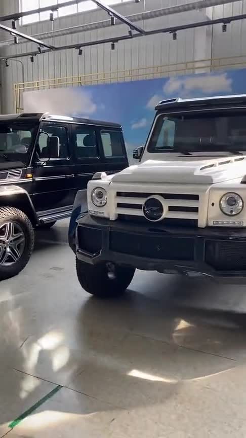 奔驰g350d柴油4×4,这样的奔驰大g才是霸气,柴油引擎更强悍!