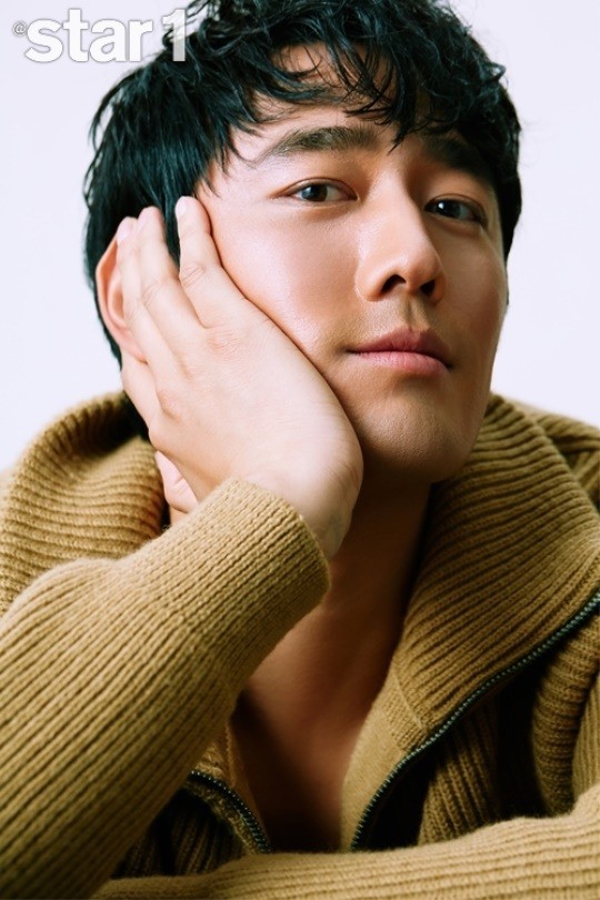 韩国艺人赵汉善最新杂志写真曝光