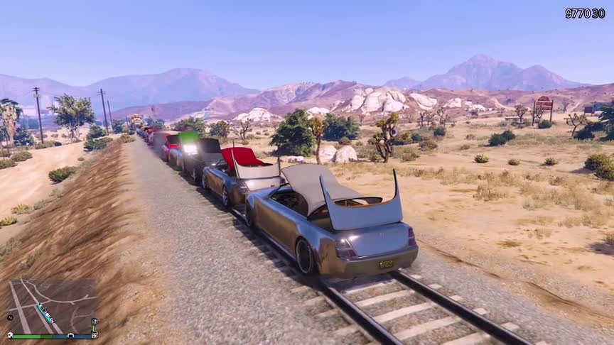 童心小镇:16辆敞篷车挑战火车