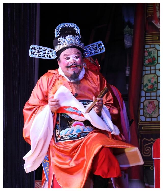 启禀老爷,正犯早就跑得无影无踪,只拿得家属在此__财经头条