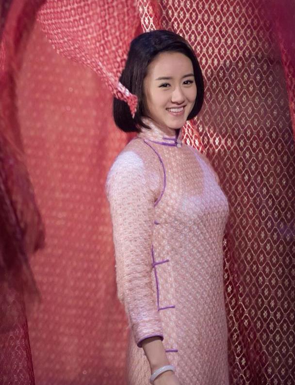 女主颜值却引争议,可她穿旗袍的样子,却美如初恋|琉璃|袁冰妍|旗袍