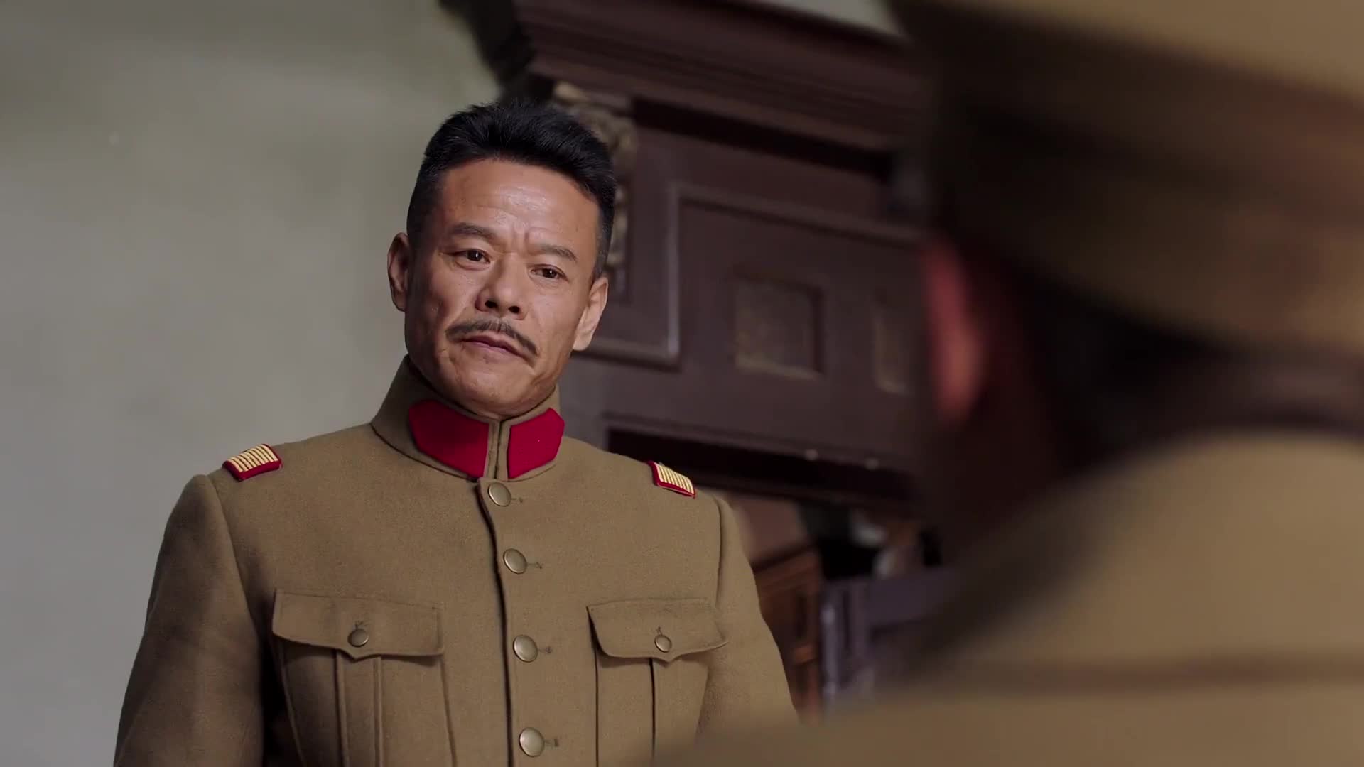 张学良安慰郭松龄,我和你都没升官,郭松龄:我不是张作霖儿子!