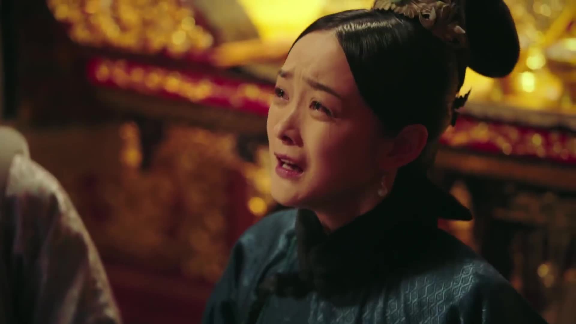 如懿传:宫里人都传白蕊姬生了妖孽,痛哭不已寻死路,甄嬛提点她